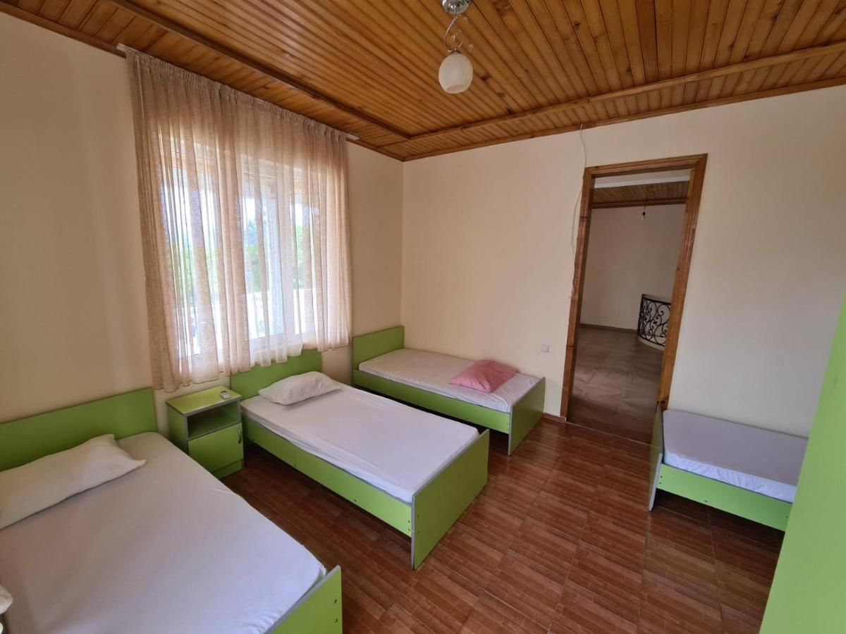 Отель Hotel Lela Кобулети