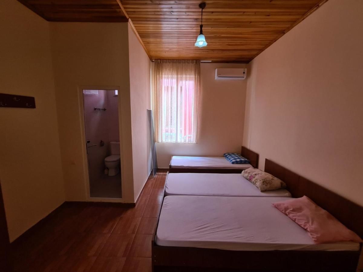 Отель Hotel Lela Кобулети