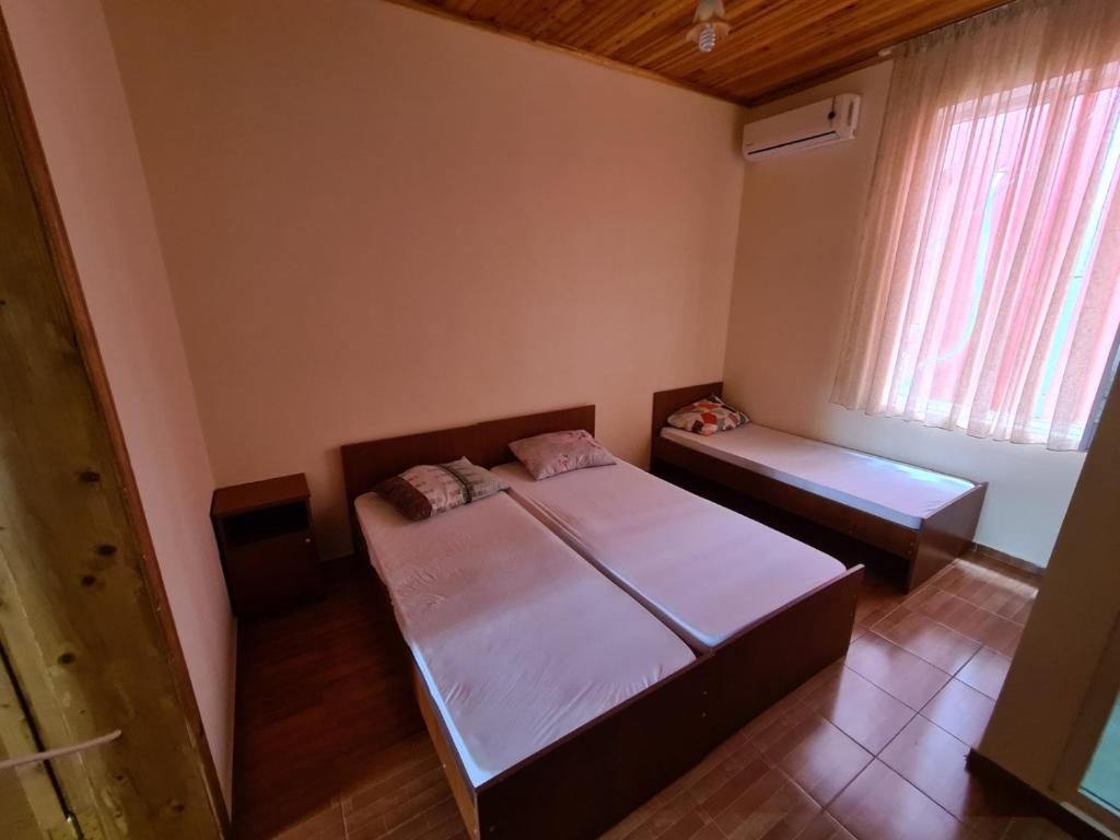 Отель Hotel Lela Кобулети