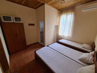 Отель Hotel Lela Кобулети Бюджетный двухместный номер с 1 кроватью-19