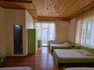 Отель Hotel Lela Кобулети Бюджетный двухместный номер с 1 кроватью-46