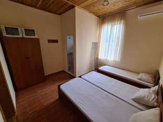 Отель Hotel Lela Кобулети Бюджетный двухместный номер с 1 кроватью-56